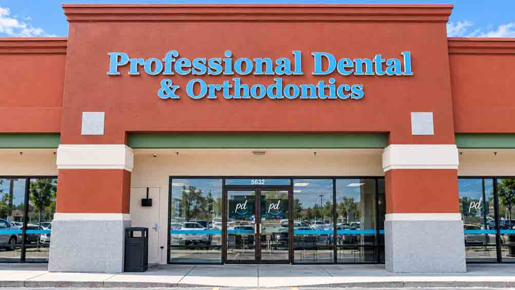 Professional Dental office storefront in Orem, Utah